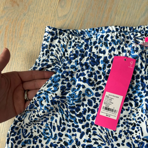 NWT Lilly Leva Knit Short Sz S - Picture 8 of 8